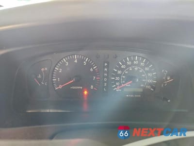 Zdjęcie 9 z 13 samochodu: 2000 TOYOTA SIENNA LE VIN:4T3ZF13C5YU268342 - miniatura