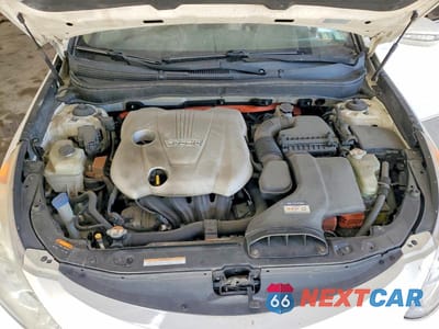 Zdjęcie 11 z 12 samochodu: 2013 HYUNDAI SONATA HYBRID VIN:KMHEC4A43DA068147 - miniatura