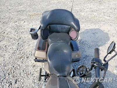 Piąte zdjęcie samochodu w środku: 2005 HARLEY-DAVIDSON FLHTCI VIN:1HD1FFW175Y682968 - miniatura