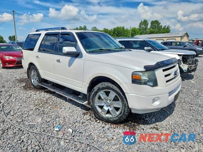 Czwarte zdjęcie samochodu z boku: 2010 FORD EXPEDITION LIMITED VIN:1FMJU2A53AEA33783 - miniatura