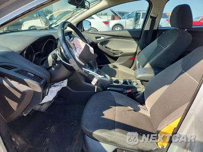Zdjęcie 7 z 12 samochodu: 2014 FORD FOCUS SE VIN:1FADP3K21EL150658 - miniatura
