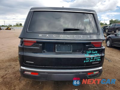 Zdjęcie 6 z 13 samochodu: 2022 JEEP WAGONEER SERIES III VIN:1C4SJVDT4NS231180 - miniatura