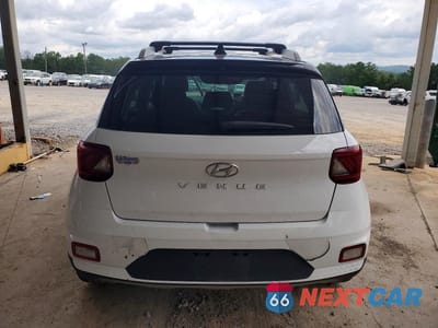 Zdjęcie 6 z 12 samochodu: 2022 HYUNDAI VENUE LIMITED VIN:KMHRC8A34NU163462 - miniatura