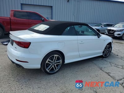 Trzecie zdjęcie samochodu z tyłu: 2019 AUDI A3 PREMIUM PLUS VIN:WAUYELFF0K1030157 - miniatura