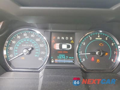 Zdjęcie 9 z 12 samochodu: 2013 JAGUAR XK VIN:SAJWA4FB2DLB50904 - miniatura