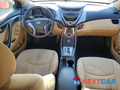 Zdjęcie 8 z 12 samochodu: 2013 HYUNDAI ELANTRA GLS VIN:KMHDH4AE9DU638317 - miniatura