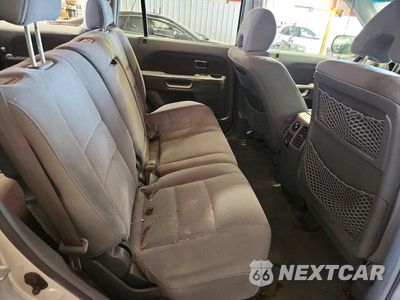 Zdjęcie 11 z 13 samochodu: 2006 HONDA PILOT EX VIN:2HKYF18486H515578 - miniatura