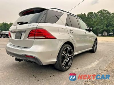 Trzecie zdjęcie samochodu z tyłu: 2018 MERCEDES-BENZ GLE 43 AMG VIN:4JGDA6EB1JB074931 - miniatura