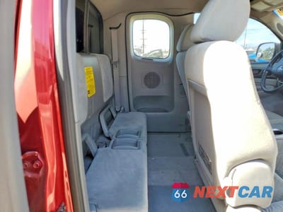 Zdjęcie 10 z 12 samochodu: 2006 TOYOTA TACOMA ACCESS CAB VIN:5TETX22N36Z315039 - miniatura