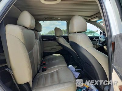 Zdjęcie 11 z 13 samochodu: 2018 KIA SORENTO EX VIN:5XYPH4A52JG419004 - miniatura