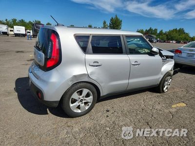 Piąte zdjęcie samochodu w środku: 2017 KIA SOUL BASE VIN:KNDJN2A24H7479589 - miniatura