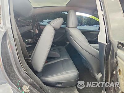 Zdjęcie 10 z 12 samochodu: 2026 TESLA MODEL Y VIN:7SAYGDEE4TA385708 - miniatura