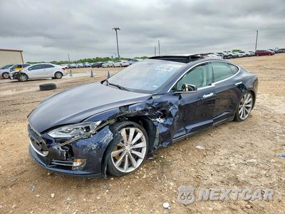 2013 TESLA MODEL S 5YJSA1DP9DFP05938 - główne zdjęcie licytacji z USA - miniatura