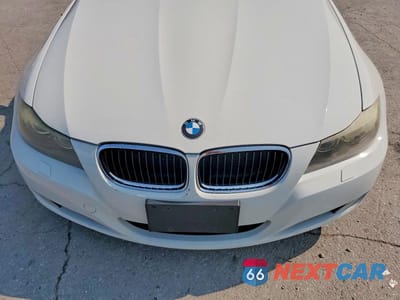 Zdjęcie 11 z 12 samochodu: 2011 BMW 328 XI VIN:WBAPK7C57BA821602 - miniatura