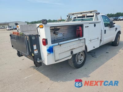 Trzecie zdjęcie samochodu z tyłu: 2008 FORD F350 SUPER DUTY VIN:1FDWF34518EB52346 - miniatura