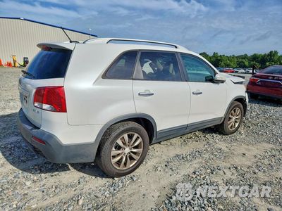 Trzecie zdjęcie samochodu z tyłu: 2011 KIA SORENTO EX VIN:5XYKU4A29BG042832 - miniatura