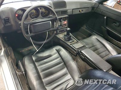 Zdjęcie 8 z 12 samochodu: 1983 PORSCHE 944 VIN:WP0AA0940DN453471 - miniatura