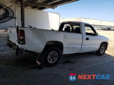 Trzecie zdjęcie samochodu z tyłu: 2001 GMC NEW SIERRA C1500 VIN:1GTEC14W41Z193994 - miniatura