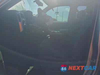 Zdjęcie 7 z 12 samochodu: 2018 CHEVROLET SILVERADO K1500 LT VIN:3GCUKREC8JG497329 - miniatura