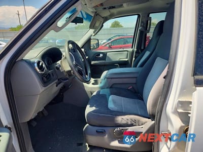 Zdjęcie 7 z 13 samochodu: 2005 FORD EXPEDITION XLT VIN:1FMPU16525LA06234 - miniatura