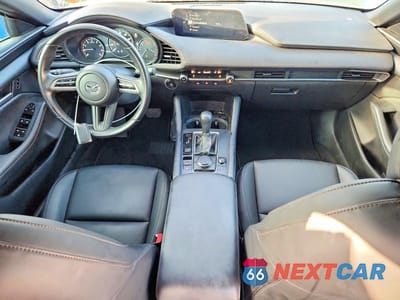 Zdjęcie 8 z 12 samochodu: 2023 MAZDA 3 SELECT VIN:JM1BPAKM5P1614623 - miniatura