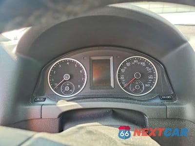 Zdjęcie 9 z 13 samochodu: 2015 VOLKSWAGEN TIGUAN S VIN:WVGBV7AX6FW106100 - miniatura