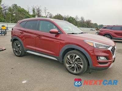Czwarte zdjęcie samochodu z boku: 2019 HYUNDAI TUCSON SPORT VIN:KM8J3CAL8KU851735 - miniatura