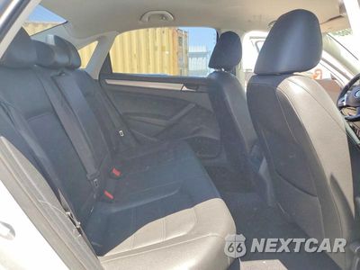Zdjęcie 10 z 12 samochodu: 2014 VOLKSWAGEN PASSAT S VIN:1VWAP7A32EC007990 - miniatura