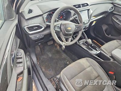 Zdjęcie 8 z 13 samochodu: 2022 CHEVROLET TRAILBLAZER LT VIN:KL79MPSL2NB047714 - miniatura