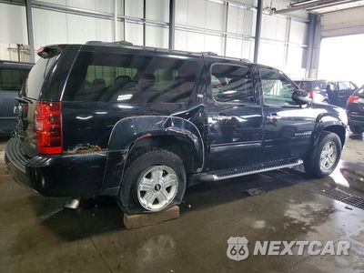 Trzecie zdjęcie samochodu z tyłu: 2011 CHEVROLET SUBURBAN K1500 LT VIN:1GNSKJE35BR190038 - miniatura