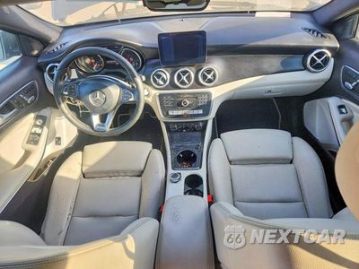 Zdjęcie 8 z 12 samochodu: 2018 MERCEDES-BENZ GLA 250 VIN:WDCTG4EB8JJ424218 - miniatura