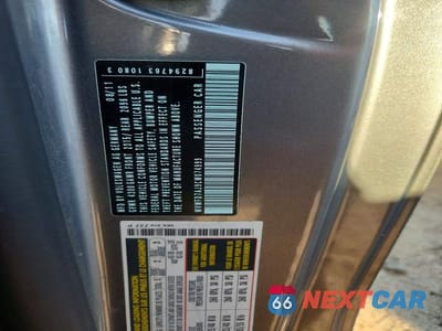 Zdjęcie 12 z 12 samochodu: 2012 VOLKSWAGEN GTI VIN:WVWFD7AJ9CW074999 - miniatura