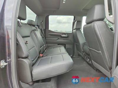 Zdjęcie 10 z 12 samochodu: 2026 GMC SIERRA K1500 SLT VIN:1GTUUDED6TZ240257 - miniatura