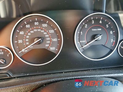 Zdjęcie 9 z 12 samochodu: 2018 BMW 330 XI VIN:WBA8D9C58JEM34199 - miniatura