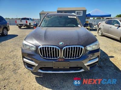 Piąte zdjęcie samochodu w środku: 2019 BMW X3 SDRIVE30I VIN:5UXTR7C54KLR50736 - miniatura