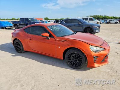 Czwarte zdjęcie samochodu z boku: 2017 TOYOTA 86 BASE VIN:JF1ZNAA19H8705467 - miniatura