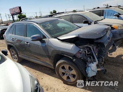 Czwarte zdjęcie samochodu z boku: 2022 TOYOTA RAV4 XLE VIN:2T3P1RFV8NC282279 - miniatura