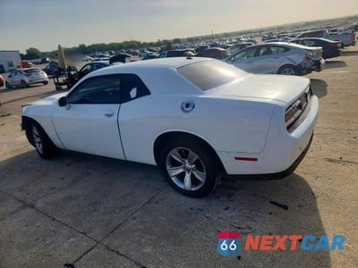 Drugie zdjęcie samochodu z przodu: 2015 DODGE CHALLENGER SXT VIN:2C3CDZAG3FH816369 - miniatura