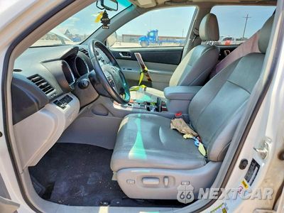 Zdjęcie 7 z 13 samochodu: 2013 TOYOTA HIGHLANDER LIMITED VIN:5TDDK3EH6DS252575 - miniatura