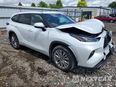 Czwarte zdjęcie samochodu z boku: 2025 TOYOTA HIGHLANDER PLATINUM VIN:5TDKDRBH4SS589588 - miniatura