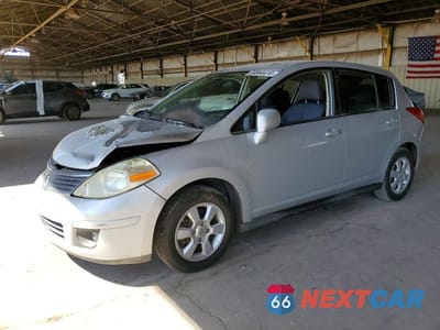 2007 NISSAN VERSA 1.8 S 3N1BC13EX7L358896 - główne zdjęcie licytacji z USA - miniatura