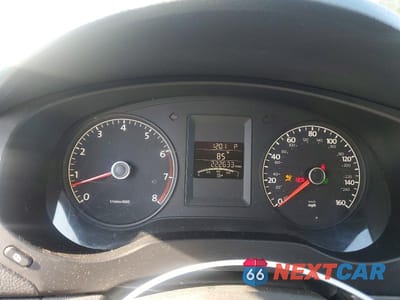 Zdjęcie 9 z 12 samochodu: 2011 VOLKSWAGEN JETTA BASE VIN:3VW2K7AJ1BM395743 - miniatura