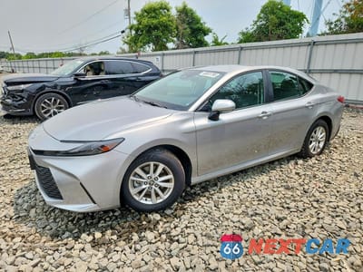 2025 TOYOTA CAMRY LE 4T1DBADK6SU033556 - główne zdjęcie licytacji z USA - miniatura