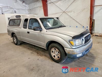 Czwarte zdjęcie samochodu z boku: 2001 TOYOTA TACOMA XTRACAB VIN:5TEVL52N71Z732260 - miniatura