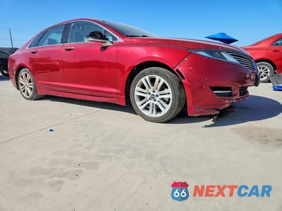 Czwarte zdjęcie samochodu z boku: 2013 LINCOLN MKZ VIN:3LN6L2G92DR812516 - miniatura