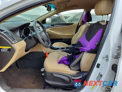 Zdjęcie 7 z 12 samochodu: 2015 HYUNDAI SONATA HYBRID BASE VIN:KMHEC4A4XFA138651 - miniatura