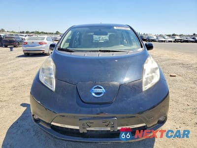 Piąte zdjęcie samochodu w środku: 2012 NISSAN LEAF SV VIN:JN1AZ0CP1CT020587 - miniatura