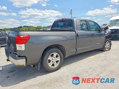 Trzecie zdjęcie samochodu z tyłu: 2013 TOYOTA TUNDRA DOUBLE CAB SR5 VIN:5TFRY5F12DX146457 - miniatura