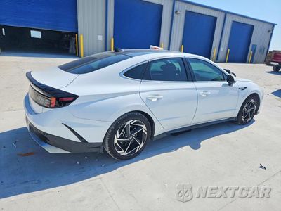 Trzecie zdjęcie samochodu z tyłu: 2025 HYUNDAI SONATA SEL VIN:KMHL14JA1SA458227 - miniatura