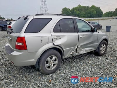Trzecie zdjęcie samochodu z tyłu: 2008 KIA SORENTO LX VIN:KNDJC735385824813 - miniatura